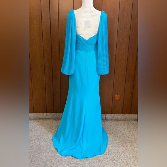 Badgley Mischka Pleated Bodice Plunge Evening Gown size 8 - Picture 10 of 16
